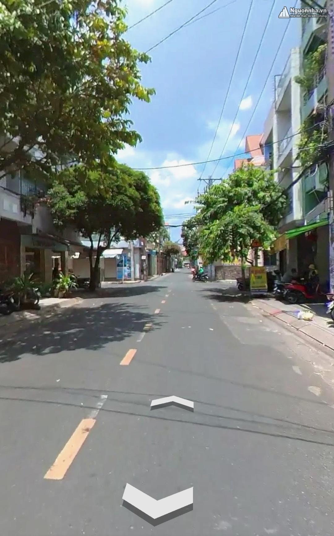 Screenshot_20250820_212220_Maps