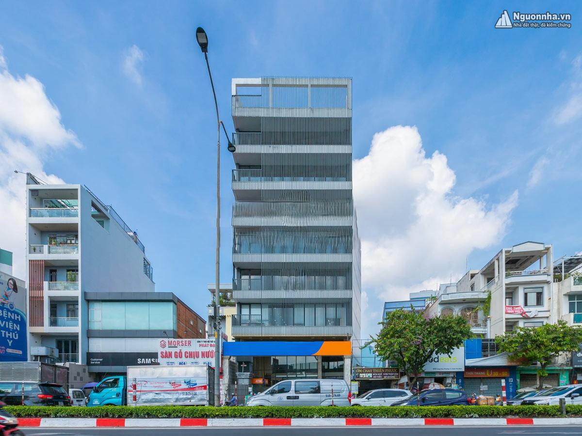 toa-nha-lk-tower-cong-hoa