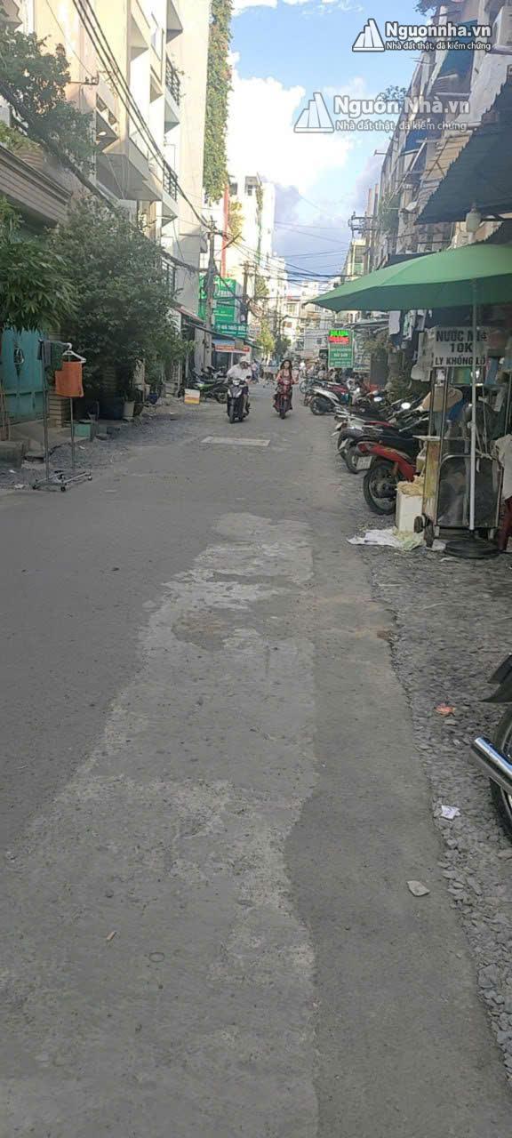 z6165035222009_691d8a43c3de436c736062d3a4c0caf5