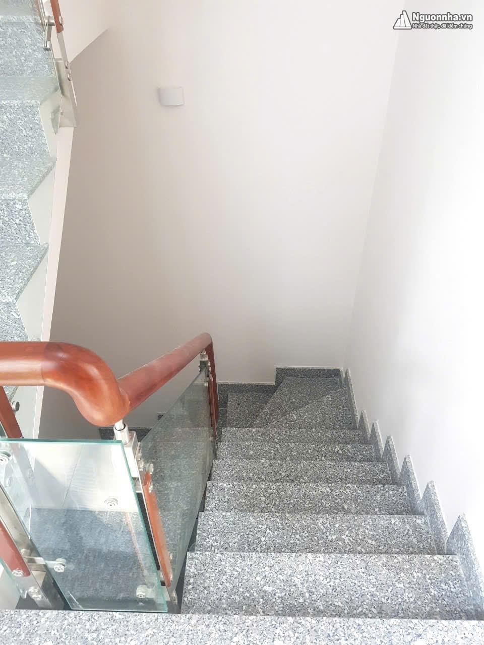 z6503431254233_4751b7f5c9964bc76efcf8af8c7d9cf1