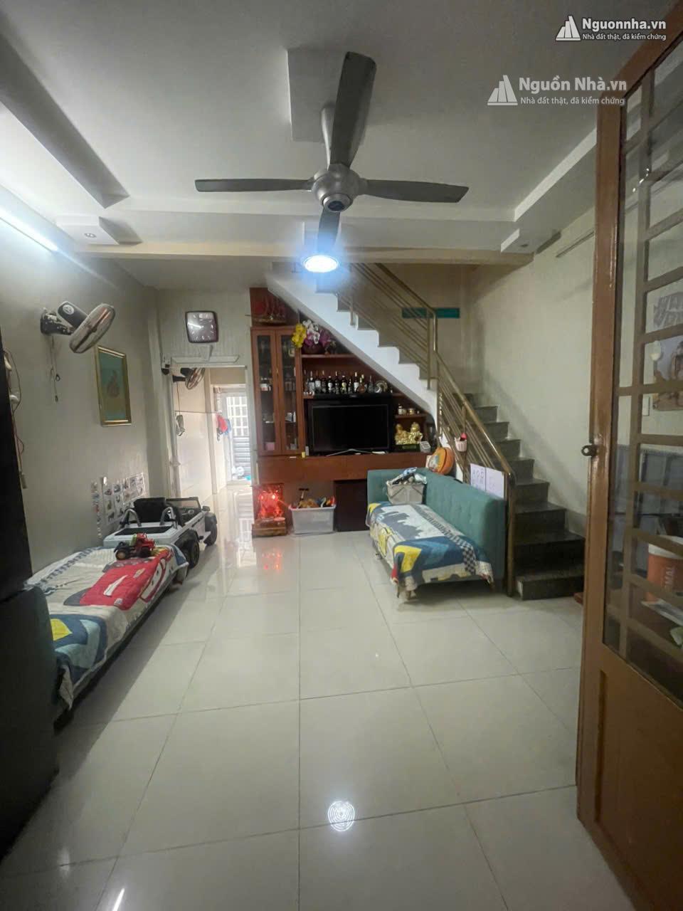 z6554940252468_a0c29ecf9718bbe862e2369fbfa1c14e