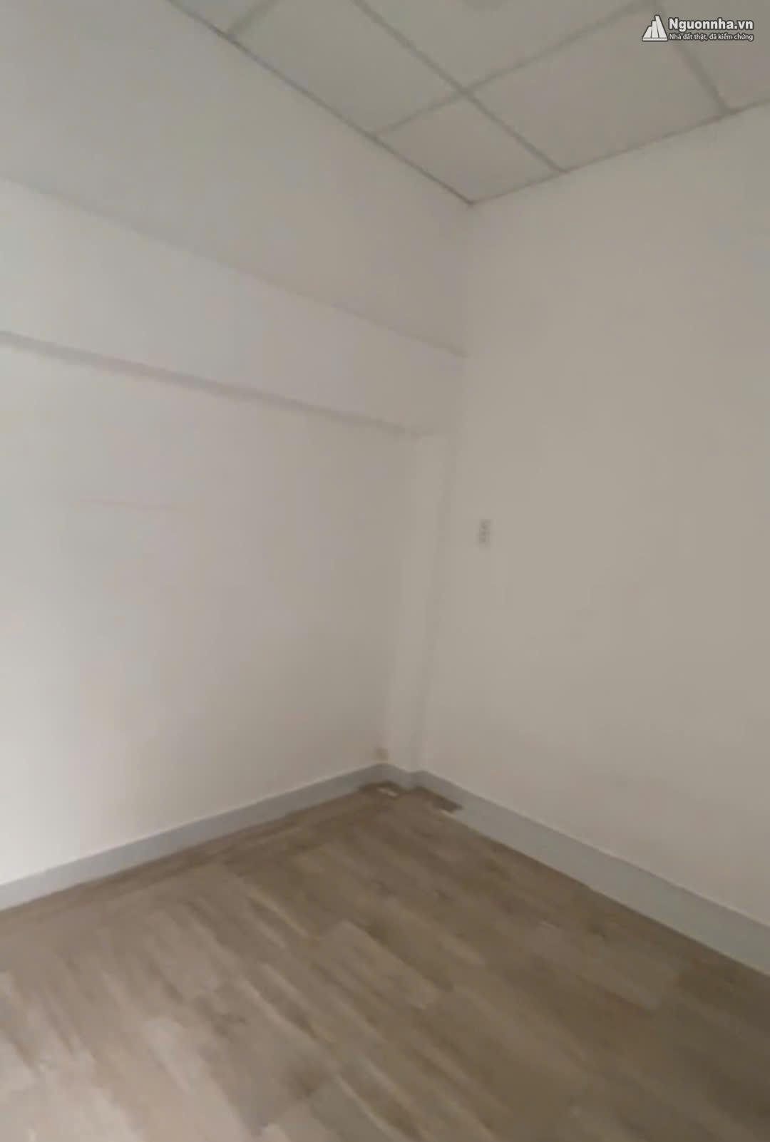 z6979508793509_53cd4c269df70f57ee19056825071042