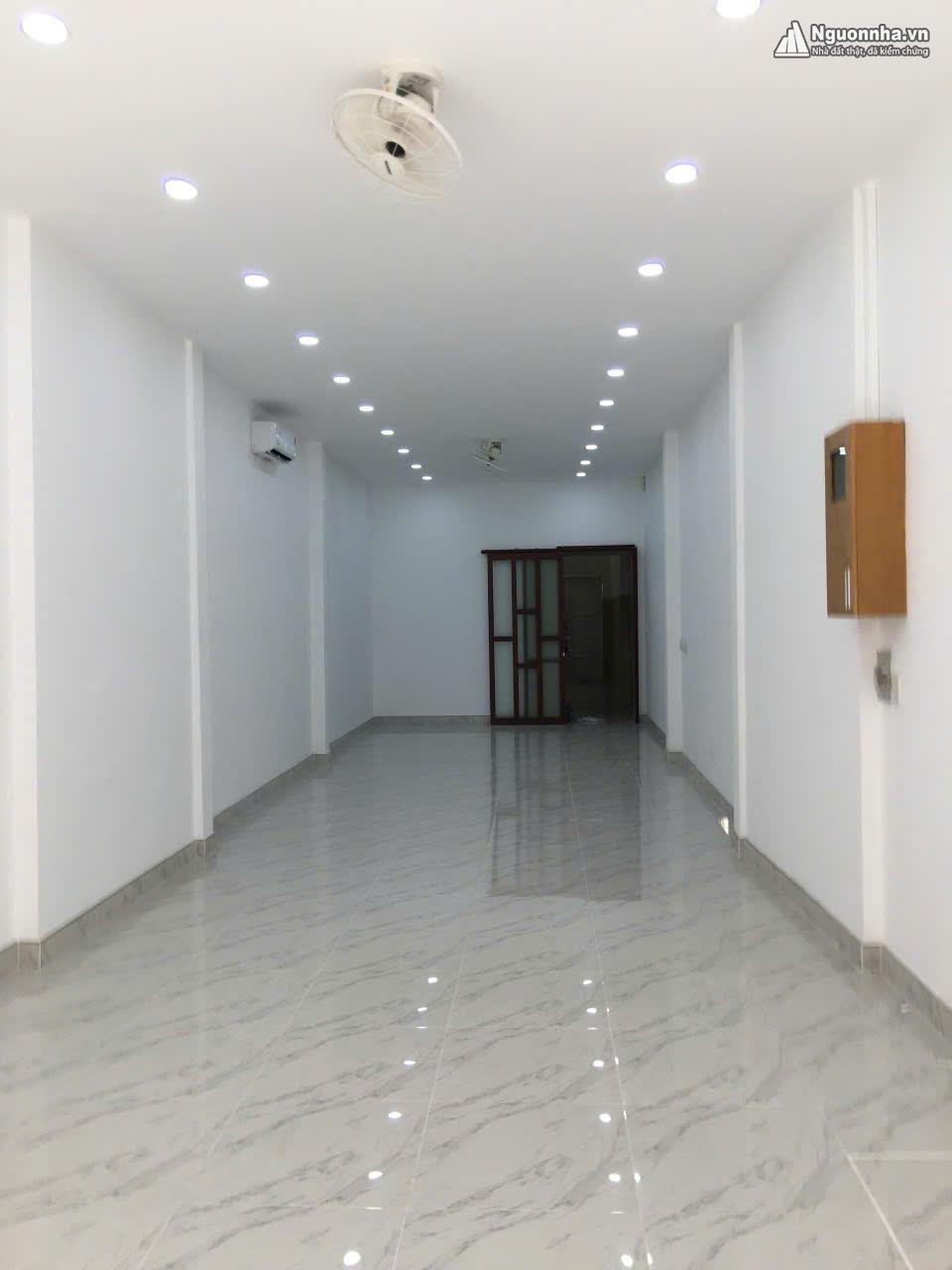 z7039588041584_e127e73fb223a69bbb9c0a05a3691b62