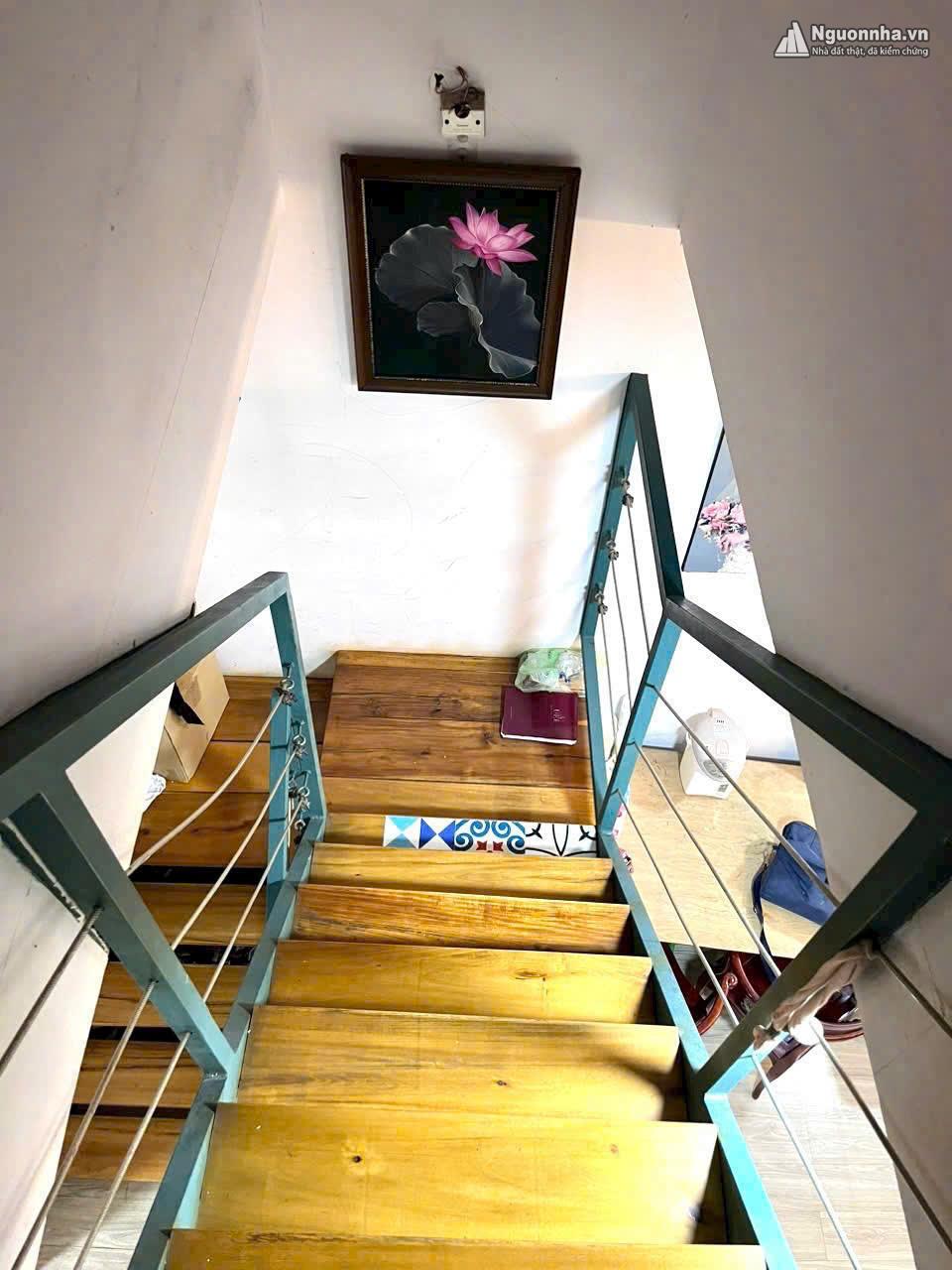 z7077110667662_fa48d82c037940511c9490b008e12b09