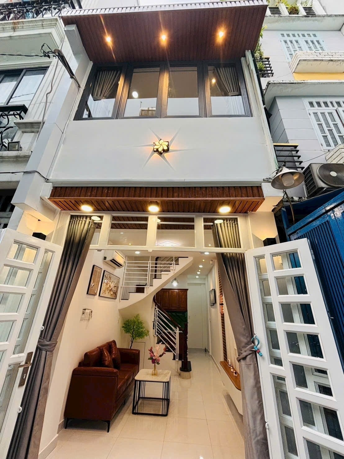 Nhà đẹp, Giá bình dân. Bán nhà hẻm 63 Phan Văn Trị, P14, Bình Thạnh